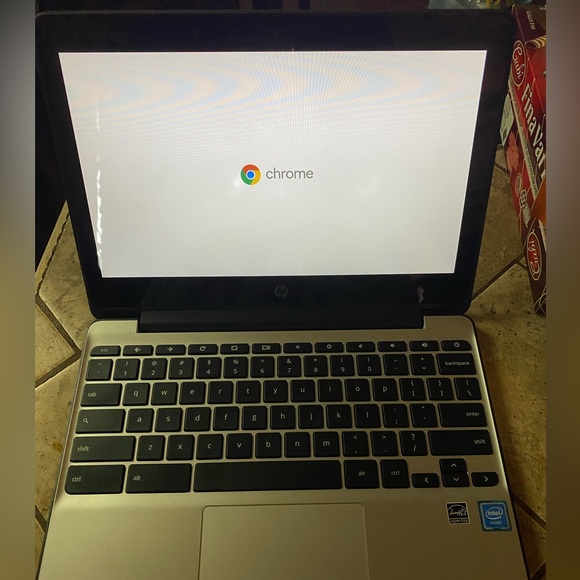 HP 14’ Chromebook G5 - Picture 2 of 3